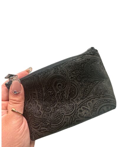Pochette in pelle nero mandala