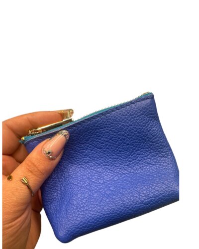 Pochette in pelle blu