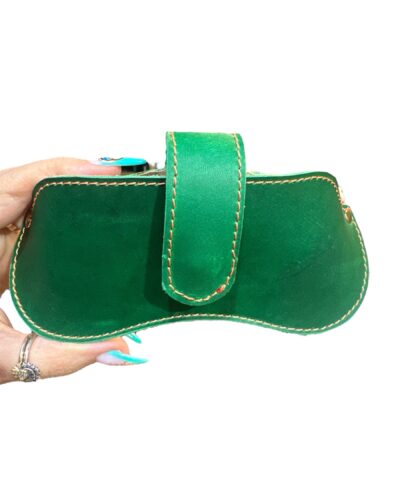 Porta occhiali Verde  in pelle crazy horse